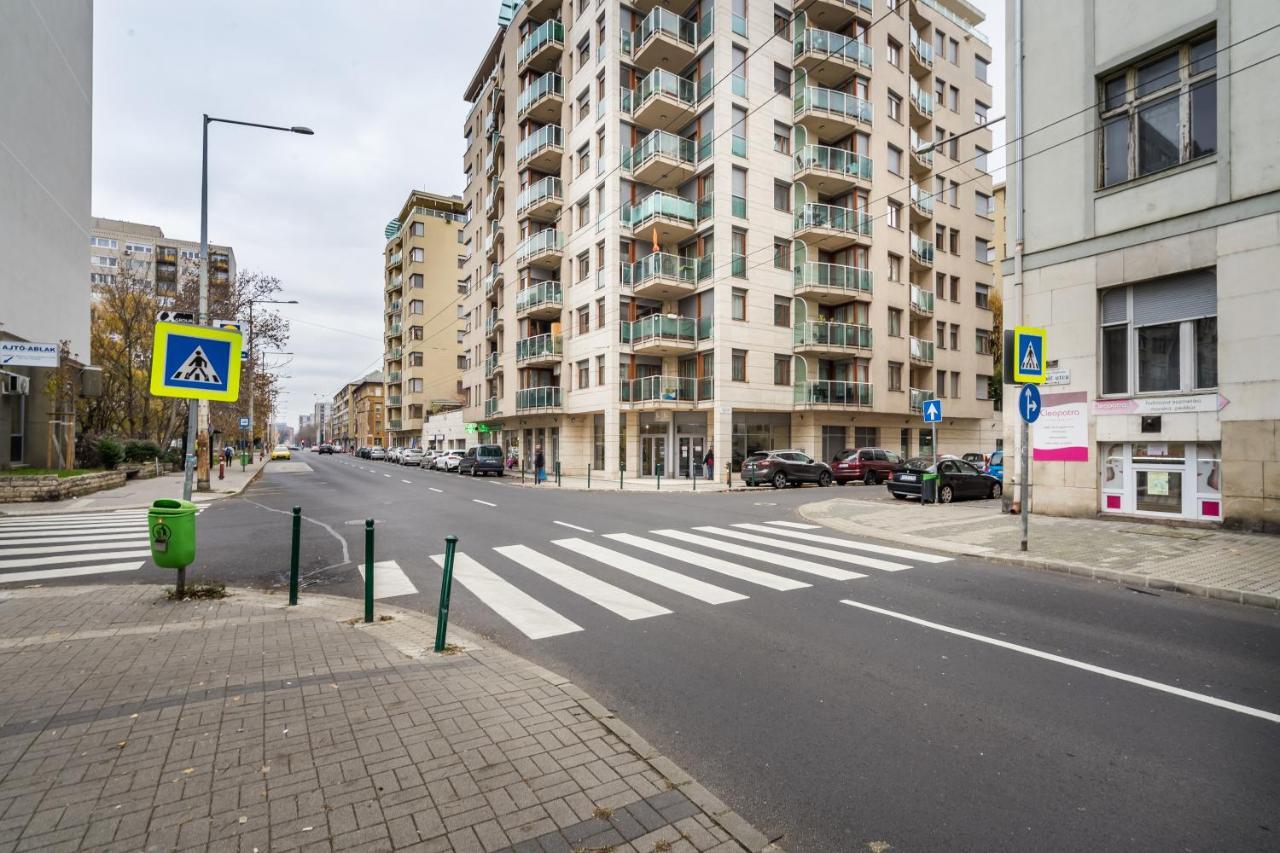 Apartment Downtown Karpat 9 Budapest Exterior foto